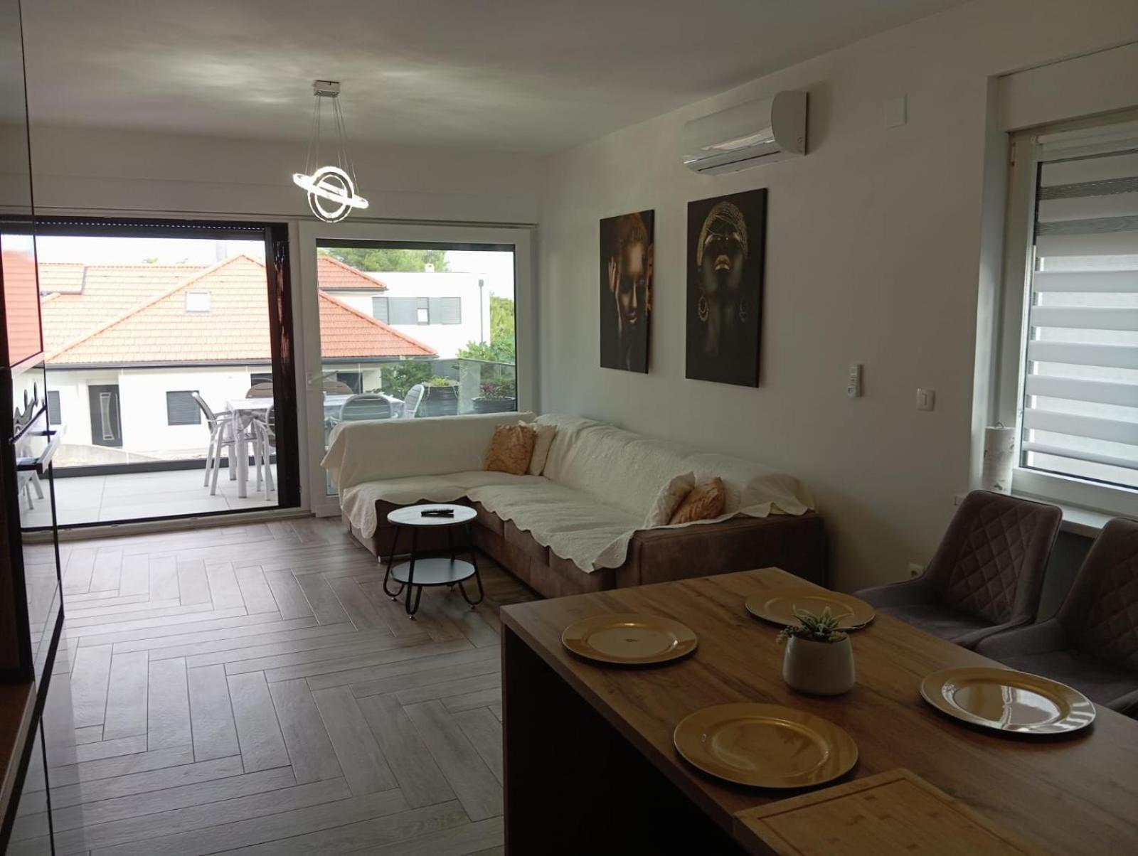 Villa S Vir Luaran gambar