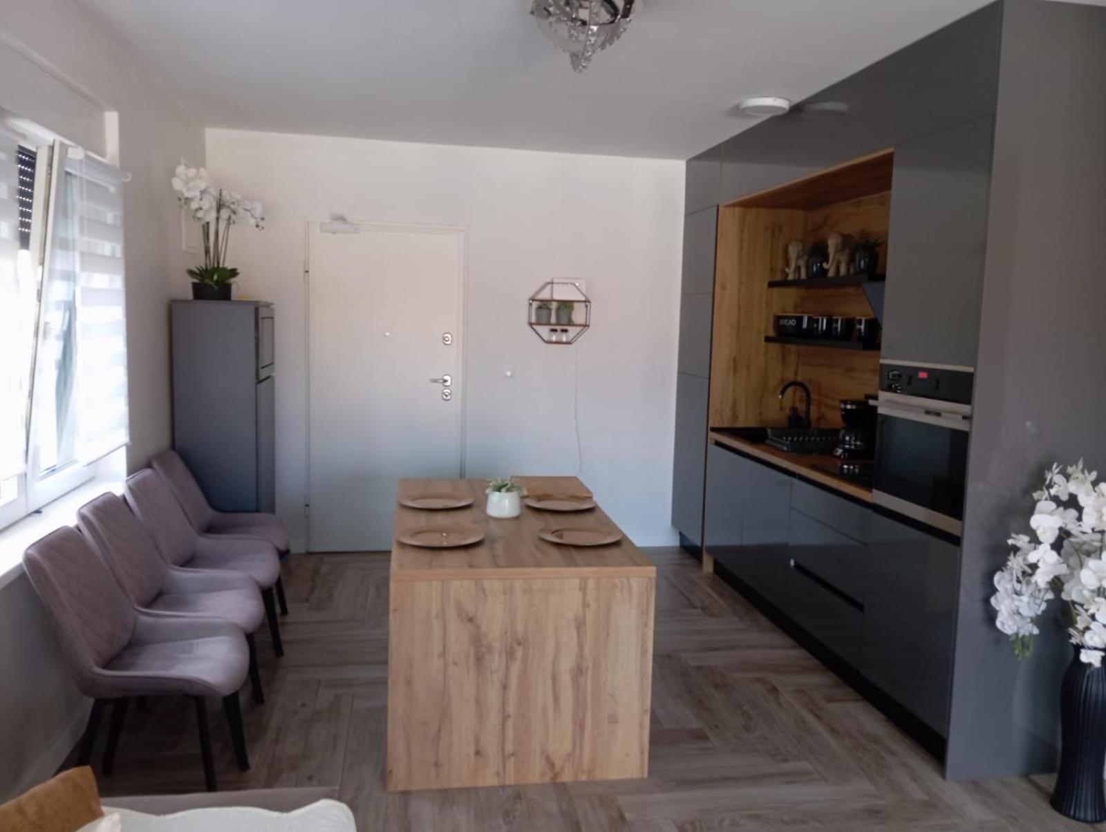 Villa S Vir Luaran gambar